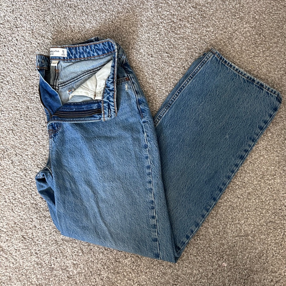 Abercrombie high waisted baggy dark wash jean